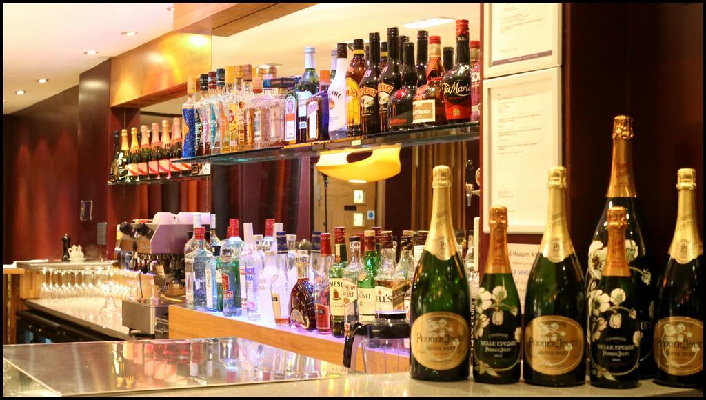 The Continental Hotel, Heathrow Hounslow Luaran gambar